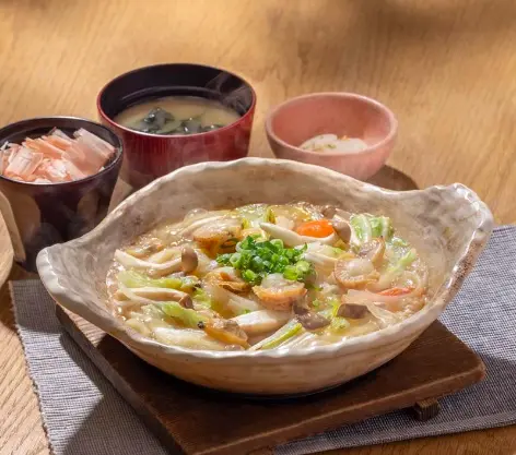 ダイエットにおすすめ第3位｜海鮮と木の子のあんかけ土鍋ご飯定食