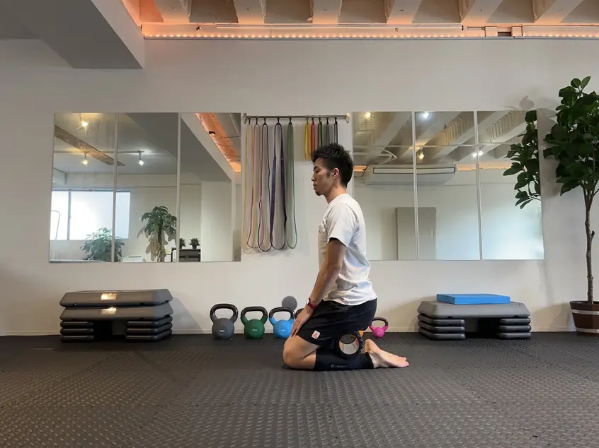 自宅でできるパーソナルストレッチ、ふくらはぎの筋膜リリース